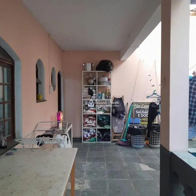 Sobrado com 3 quartos à venda, 250m2 em Jardim Rosa de Franca, Guarulhos - SP - imagem 4 Foto 4 de Sobrado com 3 quartos à venda, 250m2 em Jardim Rosa de Franca, Guarulhos - SP