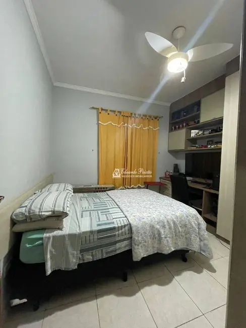 Sobrado com 3 quartos à venda, 232m2 em Vila Francisco Mineiro, Guarulhos - SP - imagem 8 Foto 8 de Sobrado com 3 quartos à venda, 232m2 em Vila Francisco Mineiro, Guarulhos - SP