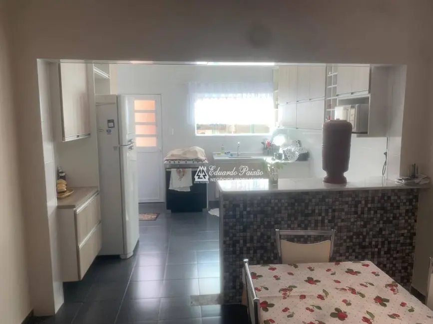 Sobrado com 3 quartos à venda, 125m2 em Jardim Gracinda, Guarulhos - SP - imagem 3 Foto 3 de Sobrado com 3 quartos à venda, 125m2 em Jardim Gracinda, Guarulhos - SP