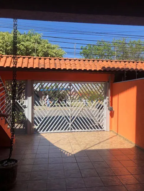 Sobrado com 3 quartos à venda, 125m2 em Parque Continental I, Guarulhos - SP - imagem 3 Foto 3 de Sobrado com 3 quartos à venda, 125m2 em Parque Continental I, Guarulhos - SP
