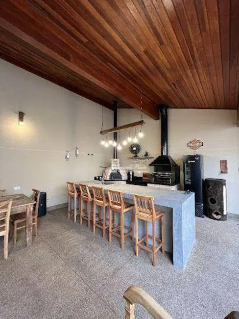 Sobrado com 4 quartos à venda, 300m2 em Vila Rosália, Guarulhos - SP - imagem 6 Foto 6 de Sobrado com 4 quartos à venda, 300m2 em Vila Rosália, Guarulhos - SP