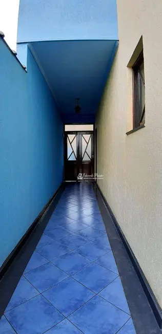 Sobrado com 3 quartos à venda, 125m2 em Parque Continental II, Guarulhos - SP - imagem 6 Foto 6 de Sobrado com 3 quartos à venda, 125m2 em Parque Continental II, Guarulhos - SP