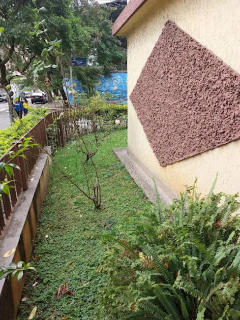 Foto 5 de Sobrado com 3 quartos à venda, 180m2 em Jardim Santa Francisca, Guarulhos - SP