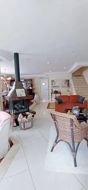 Foto 5 de Sobrado com 4 quartos à venda, 250m2 em Jardim Maia, Guarulhos - SP