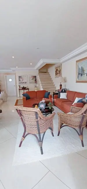 Foto 8 de Sobrado com 4 quartos à venda, 250m2 em Jardim Maia, Guarulhos - SP