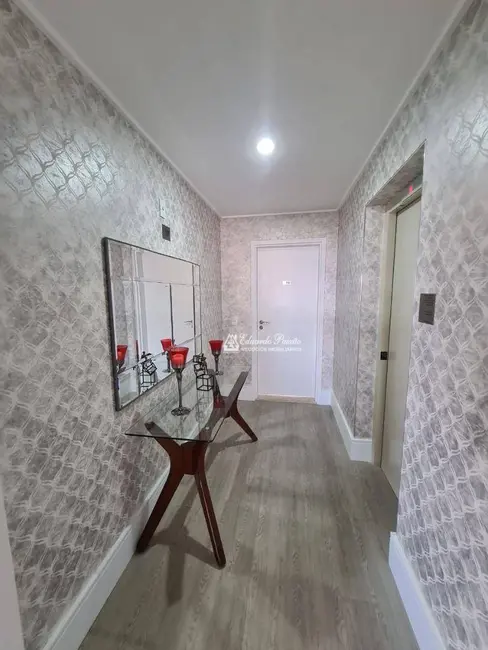 Apartamento com 3 quartos à venda, 222m2 em Jardim Flor da Montanha, Guarulhos - SP - imagem 7 Foto 7 de Apartamento com 3 quartos à venda, 222m2 em Jardim Flor da Montanha, Guarulhos - SP