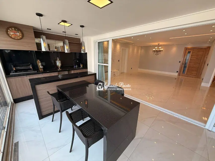Foto 9 de Apartamento com 3 quartos à venda, 284m2 em Jardim Flor da Montanha, Guarulhos - SP