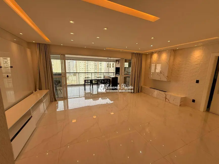 Foto 3 de Apartamento com 3 quartos à venda, 284m2 em Jardim Flor da Montanha, Guarulhos - SP