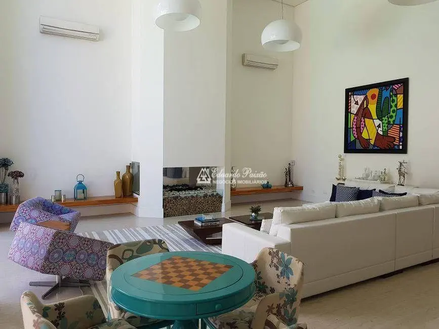 Sobrado com 7 quartos à venda, 1000m2 em Acapulco, Guaruja - SP - imagem 4 Foto 4 de Sobrado com 7 quartos à venda, 1000m2 em Acapulco, Guaruja - SP