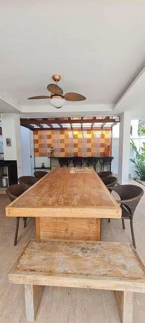 Sobrado com 7 quartos à venda, 1000m2 em Acapulco, Guaruja - SP - imagem 9 Foto 9 de Sobrado com 7 quartos à venda, 1000m2 em Acapulco, Guaruja - SP