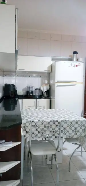 Sobrado com 3 quartos à venda, 125m2 em Parque Continental II, Guarulhos - SP - imagem 9 Foto 9 de Sobrado com 3 quartos à venda, 125m2 em Parque Continental II, Guarulhos - SP