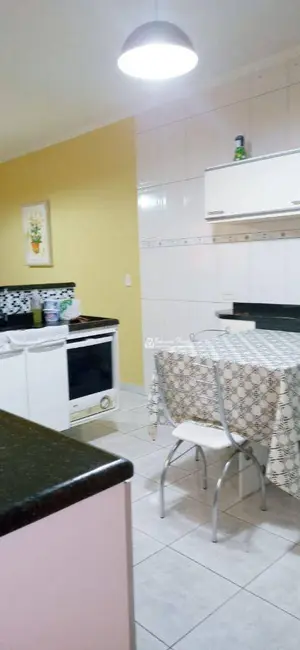 Sobrado com 3 quartos à venda, 125m2 em Parque Continental II, Guarulhos - SP - imagem 8 Foto 8 de Sobrado com 3 quartos à venda, 125m2 em Parque Continental II, Guarulhos - SP