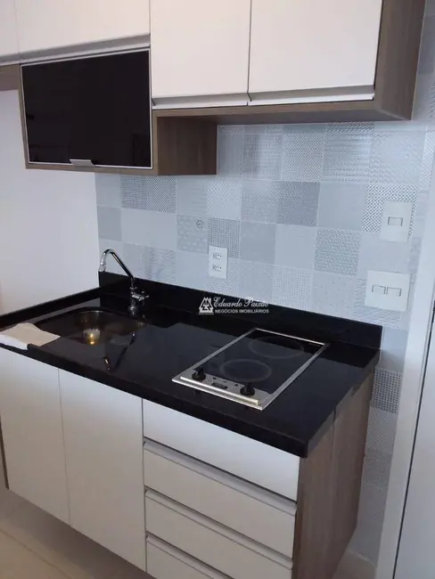 Kitnet com 1 quarto à venda, 85m2 em Jardim Flor da Montanha, Guarulhos - SP - imagem 5 Foto 5 de Kitnet com 1 quarto à venda, 85m2 em Jardim Flor da Montanha, Guarulhos - SP