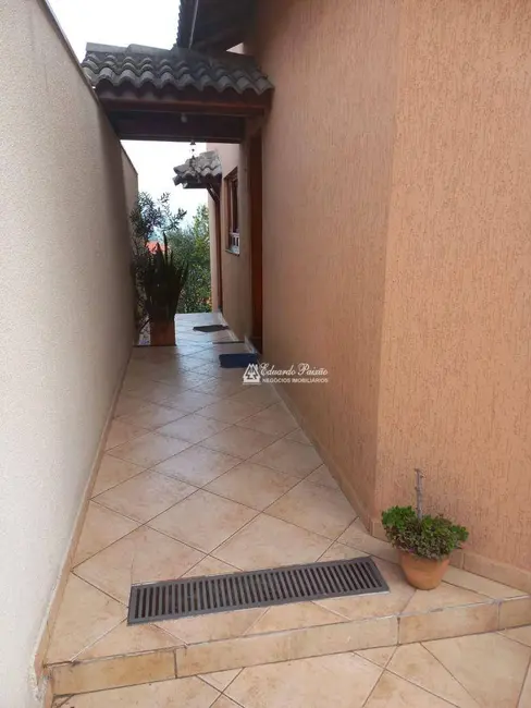 Foto 5 de Sobrado com 3 quartos à venda, 198m2 em Vila Fiuza, Guarulhos - SP