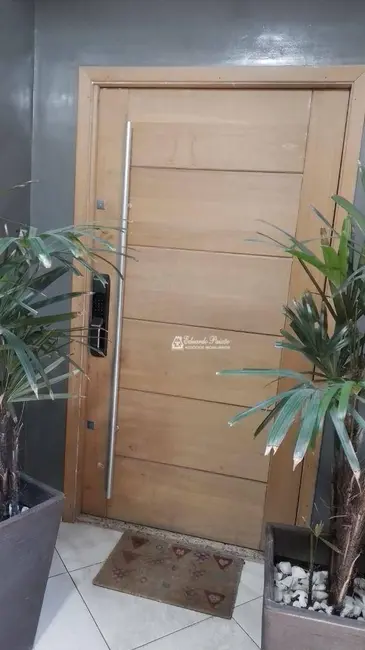 Sobrado com 2 quartos à venda, 125m2 em Parque Jandaia, Guarulhos - SP - imagem 5 Foto 5 de Sobrado com 2 quartos à venda, 125m2 em Parque Jandaia, Guarulhos - SP