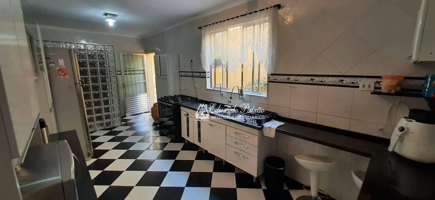 Foto 4 de Sobrado com 4 quartos à venda, 225m2 em Jardim Paraventi, Guarulhos - SP