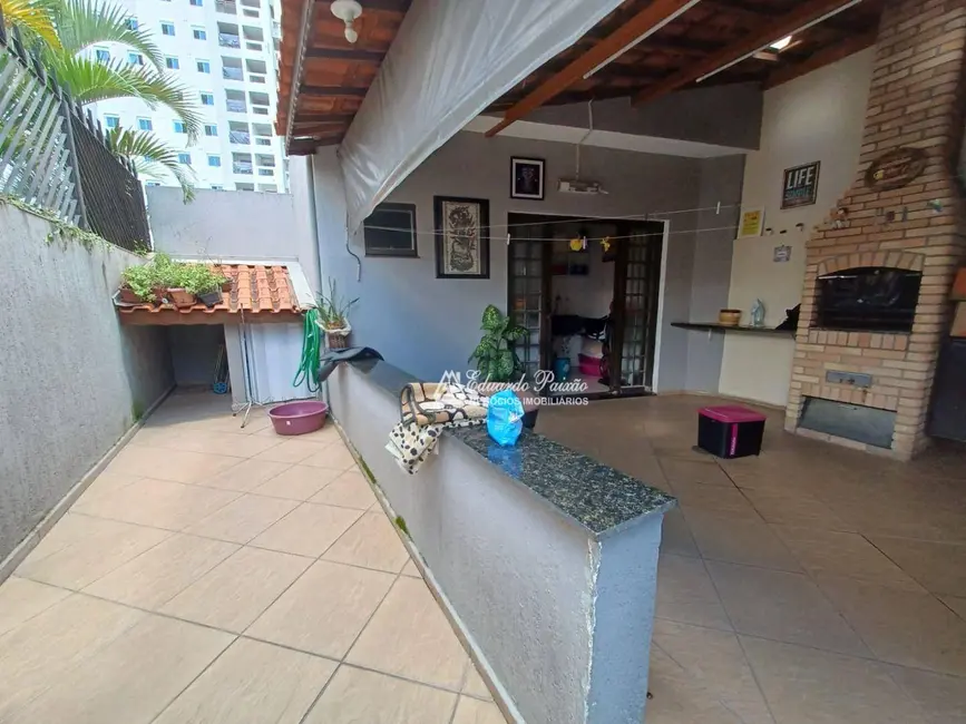 Sobrado com 3 quartos à venda, 132m2 em Gopoúva, Guarulhos - SP - imagem 6 Foto 6 de Sobrado com 3 quartos à venda, 132m2 em Gopoúva, Guarulhos - SP