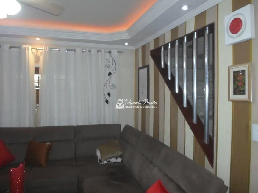 Foto 8 de Sobrado com 3 quartos à venda, 125m2 em Jardim Dourado, Guarulhos - SP