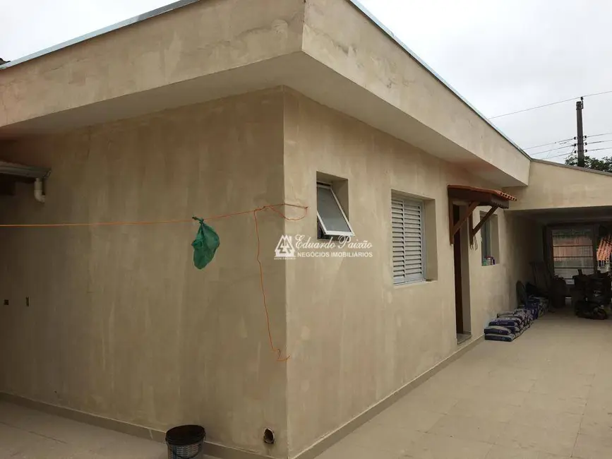 Casa com 3 quartos à venda, 237m2 em Vila Maranduba, Guarulhos - SP - imagem 3 Foto 3 de Casa com 3 quartos à venda, 237m2 em Vila Maranduba, Guarulhos - SP