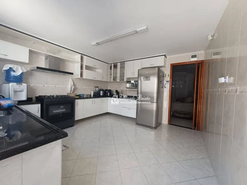 Sobrado com 2 quartos à venda, 145m2 em Vila Galvão, Guarulhos - SP - imagem 6 Foto 6 de Sobrado com 2 quartos à venda, 145m2 em Vila Galvão, Guarulhos - SP