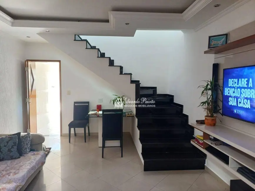 Foto 2 de Sobrado com 2 quartos à venda, 145m2 em Vila Galvão, Guarulhos - SP