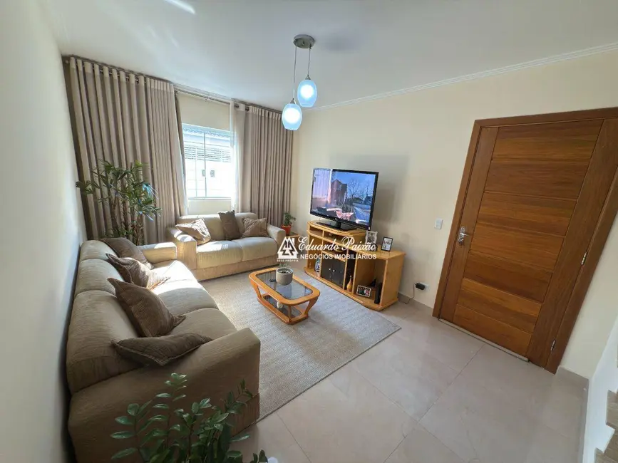 Foto 2 de Sobrado com 3 quartos à venda, 132m2 em Vila Galvão, Guarulhos - SP