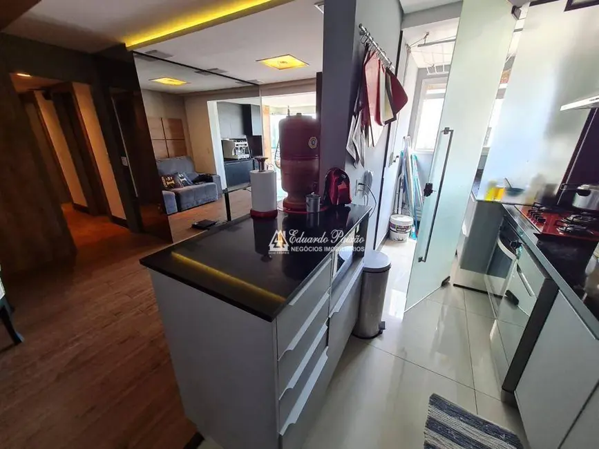 Apartamento com 4 quartos à venda, 95m2 em Jardim Flor da Montanha, Guarulhos - SP - imagem 9 Foto 9 de Apartamento com 4 quartos à venda, 95m2 em Jardim Flor da Montanha, Guarulhos - SP