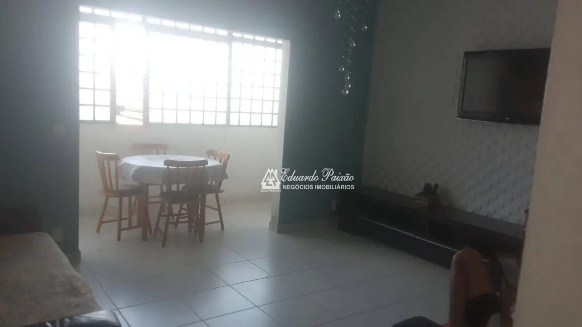 Foto 2 de Sobrado com 5 quartos à venda, 131m2 em Jardim Adriana, Guarulhos - SP