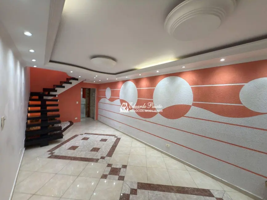 Foto 3 de Sobrado com 3 quartos à venda e para alugar, 125m2 em Vila São Judas Tadeu, Guarulhos - SP