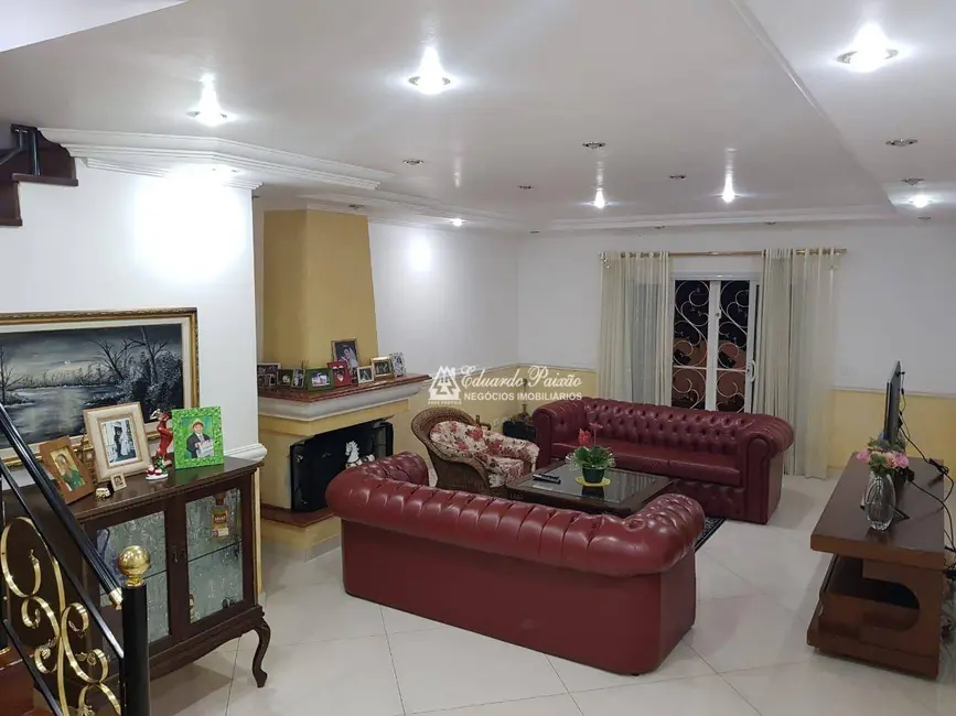 Foto 6 de Sobrado com 3 quartos à venda, 175m2 em Jardim Dourado, Guarulhos - SP