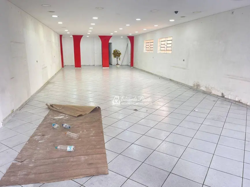 Sala Comercial para alugar, 315m2 em Vila Galvão, Guarulhos - SP - imagem 3 Foto 3 de Sala Comercial para alugar, 315m2 em Vila Galvão, Guarulhos - SP