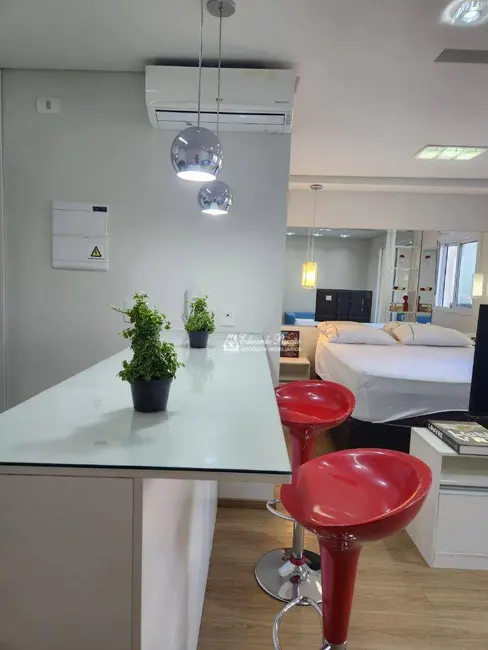 Kitnet com 1 quarto para alugar, 85m2 em Jardim Flor da Montanha, Guarulhos - SP - imagem 3 Foto 3 de Kitnet com 1 quarto para alugar, 85m2 em Jardim Flor da Montanha, Guarulhos - SP