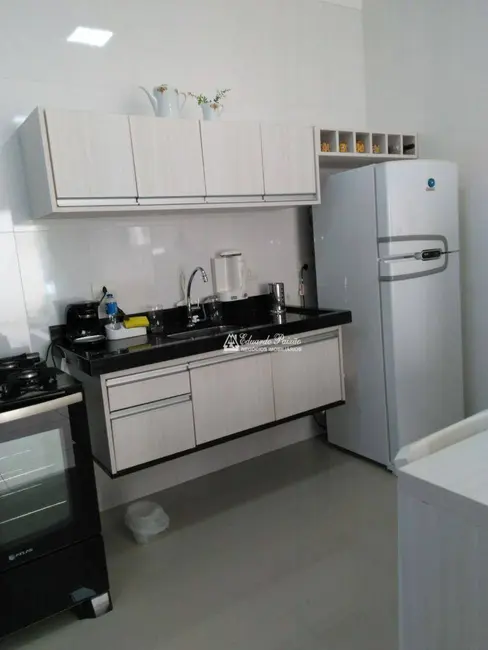 Kitnet com 1 quarto à venda, 37m2 em Peruibe - SP - imagem 6 Foto 6 de Kitnet com 1 quarto à venda, 37m2 em Peruibe - SP