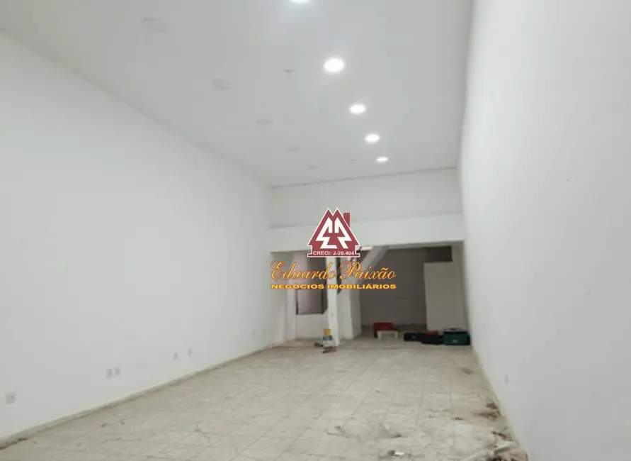Foto 3 de Sala Comercial para alugar, 750m2 em Jardim Zaira, Guarulhos - SP