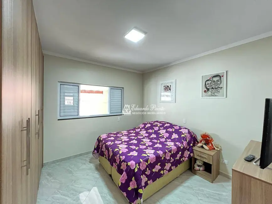 Casa com 3 quartos à venda, 125m2 em Vila Milton, Guarulhos - SP - imagem 5 Foto 5 de Casa com 3 quartos à venda, 125m2 em Vila Milton, Guarulhos - SP