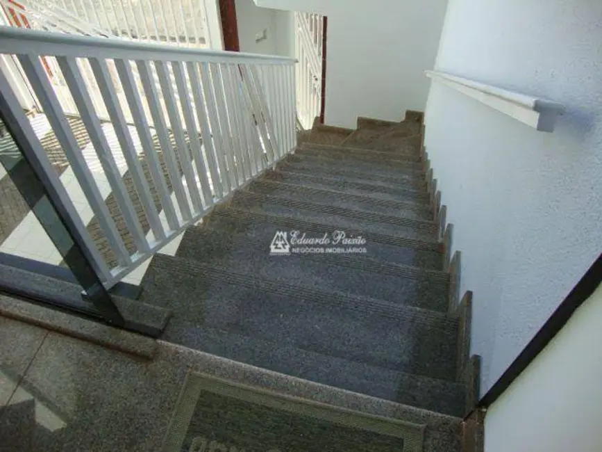 Sobrado com 3 quartos à venda, 235m2 em Vila Rosália, Guarulhos - SP - imagem 6 Foto 6 de Sobrado com 3 quartos à venda, 235m2 em Vila Rosália, Guarulhos - SP