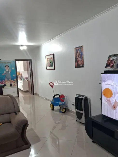 Foto 9 de Sobrado com 3 quartos à venda, 250m2 em Picanço, Guarulhos - SP