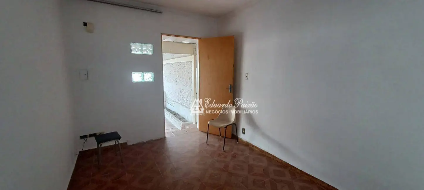 Casa com 2 quartos à venda, 113m2 em Jardim São Roberto, Guarulhos - SP - imagem 3 Foto 3 de Casa com 2 quartos à venda, 113m2 em Jardim São Roberto, Guarulhos - SP