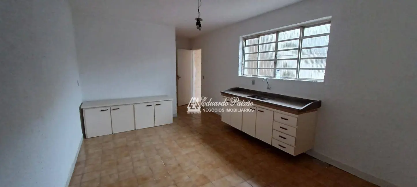 Casa com 2 quartos à venda, 113m2 em Jardim São Roberto, Guarulhos - SP - imagem 4 Foto 4 de Casa com 2 quartos à venda, 113m2 em Jardim São Roberto, Guarulhos - SP