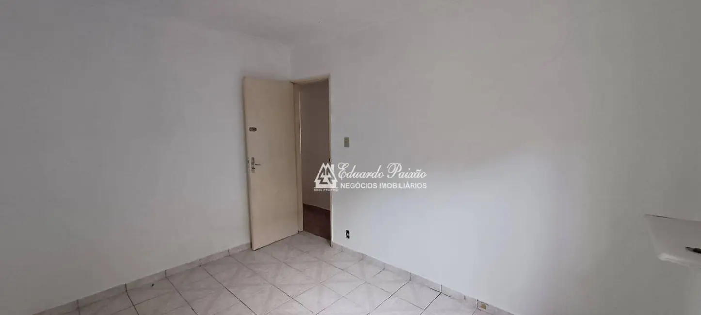 Casa com 2 quartos à venda, 113m2 em Jardim São Roberto, Guarulhos - SP - imagem 8 Foto 8 de Casa com 2 quartos à venda, 113m2 em Jardim São Roberto, Guarulhos - SP