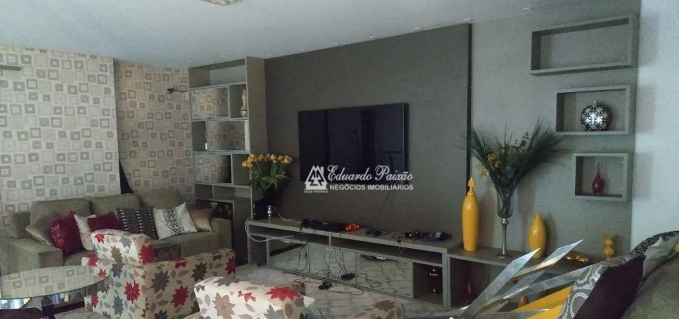 Foto 5 de Sobrado com 5 quartos à venda, 300m2 em Jardim Bom Clima, Guarulhos - SP