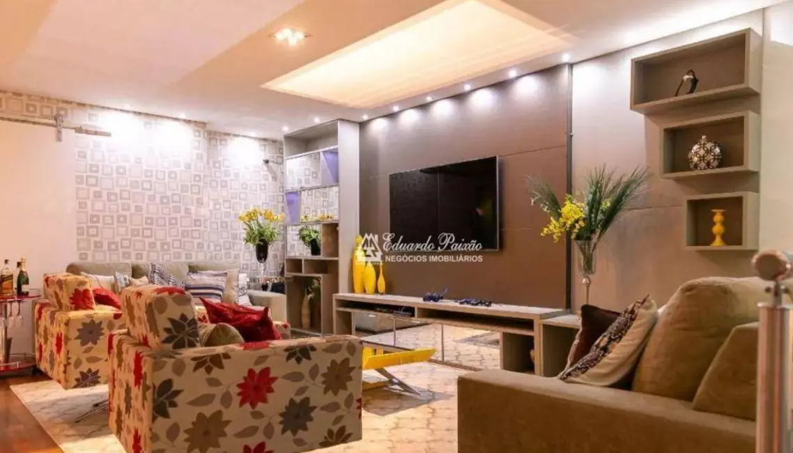 Foto 4 de Sobrado com 5 quartos à venda, 300m2 em Jardim Bom Clima, Guarulhos - SP