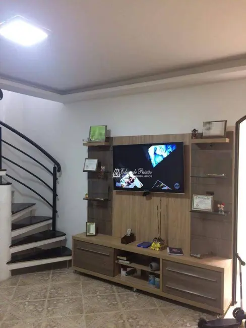 Foto 3 de Sobrado com 3 quartos à venda, 125m2 em Jardim Adriana, Guarulhos - SP