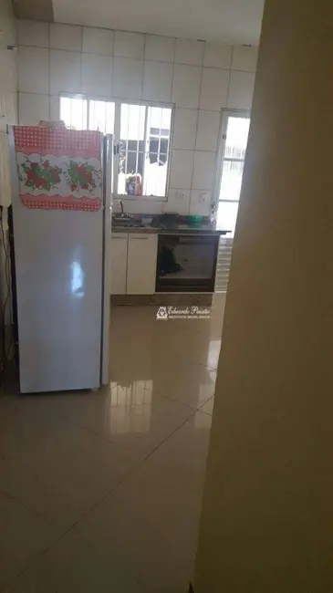 Sobrado com 2 quartos à venda, 125m2 em Jardim IV Centenário, Guarulhos - SP - imagem 8 Foto 8 de Sobrado com 2 quartos à venda, 125m2 em Jardim IV Centenário, Guarulhos - SP