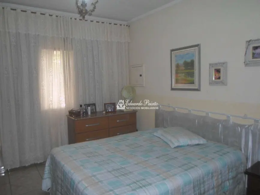 Foto 8 de Casa com 3 quartos à venda, 250m2 em Jardim Santa Mena, Guarulhos - SP