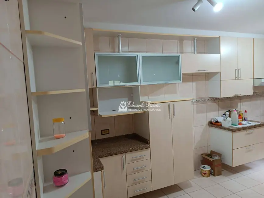 Foto 9 de Sobrado com 3 quartos à venda, 184m2 em Vila Galvão, Guarulhos - SP