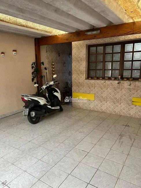 Sobrado com 3 quartos à venda, 180m2 em Parque Edu Chaves, São Paulo - SP - imagem 4 Foto 4 de Sobrado com 3 quartos à venda, 180m2 em Parque Edu Chaves, São Paulo - SP