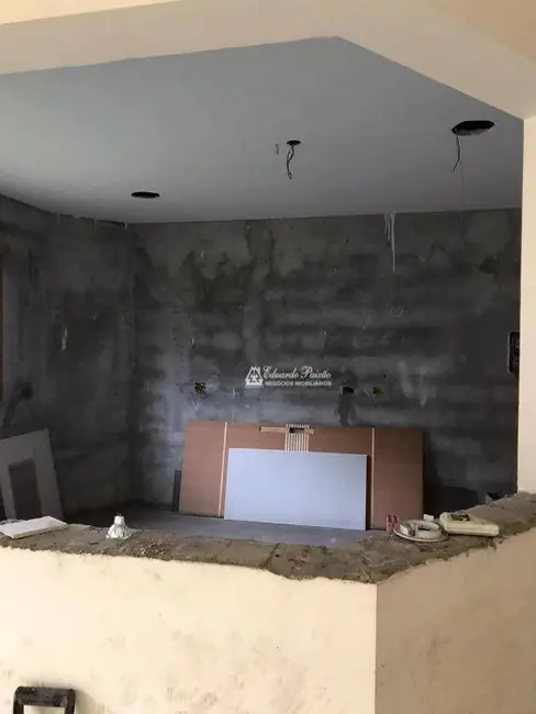 Sobrado com 3 quartos à venda, 300m2 em Vila Rosália, Guarulhos - SP - imagem 3 Foto 3 de Sobrado com 3 quartos à venda, 300m2 em Vila Rosália, Guarulhos - SP