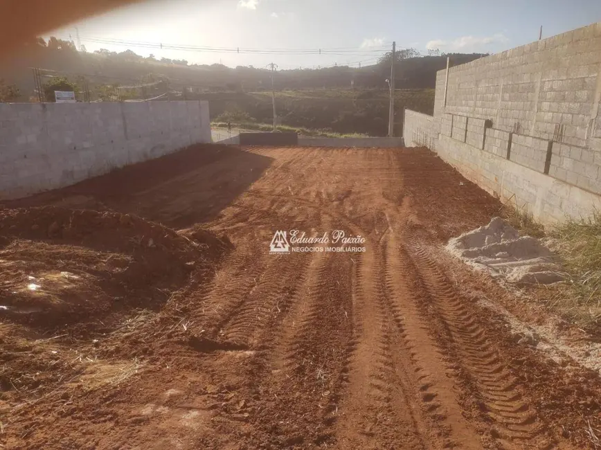 Foto 2 de Terreno / Lote à venda, 384m2 em Atibaia - SP