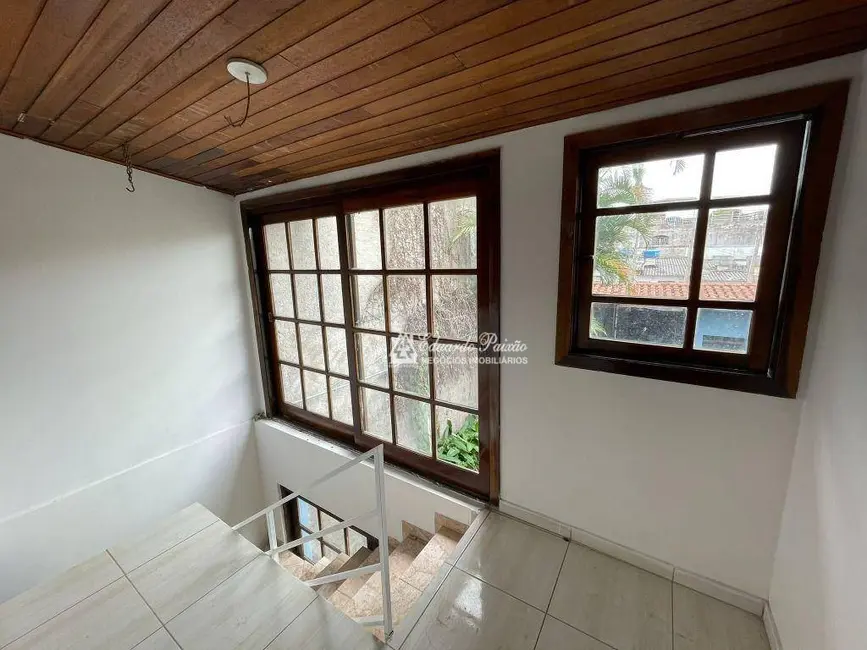 Foto 6 de Sobrado com 3 quartos para alugar, 200m2 em Vila Tibagi, Guarulhos - SP